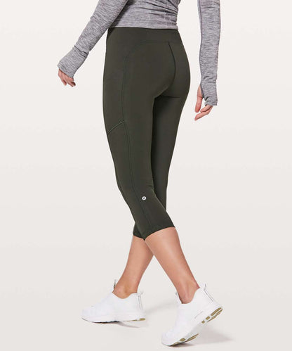 Lululemon Speed Up Crop 21" in
Evergreen - 4