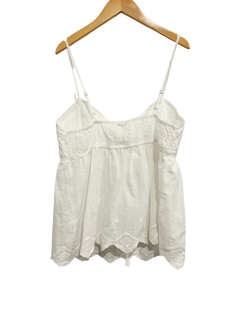 Amber Sky White Lace V-Neck Tank - Medium