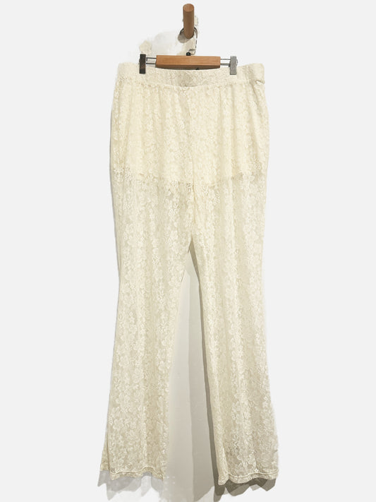 NWT Cream Lace Elastic Waistband Pants  - Large
