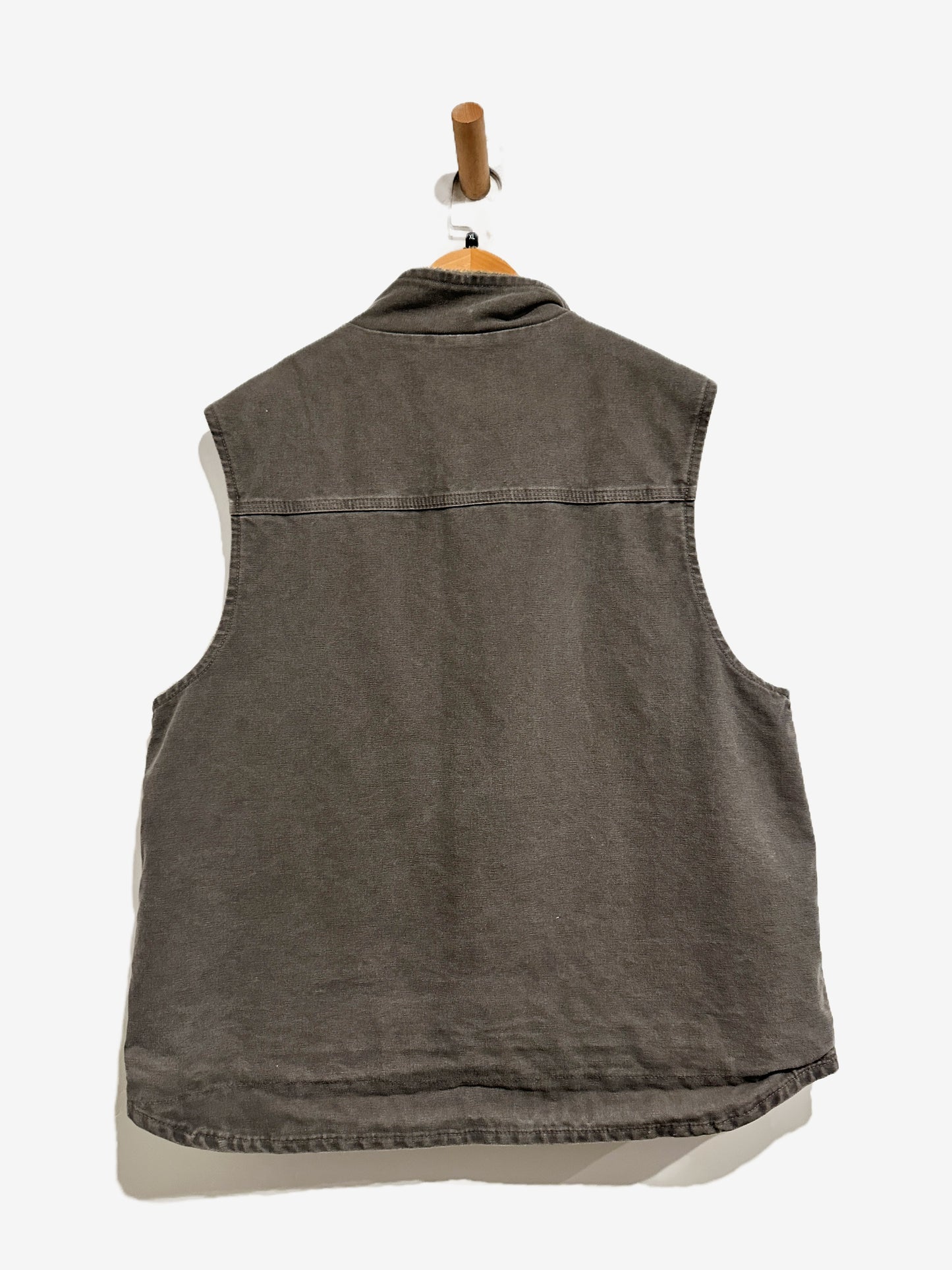 Carhartt V33 Sandstone Sherpa-Lined Mock-Neck Vest in Gravel - XL