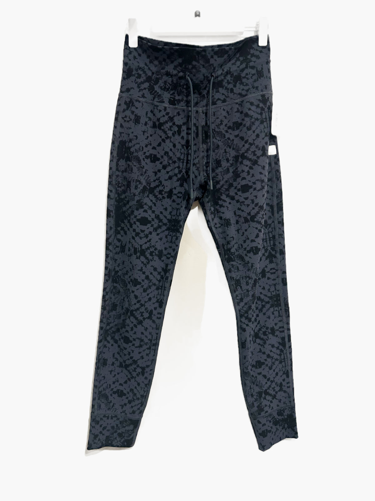 Vuori Daily Legging in Ocean Shibori - Small