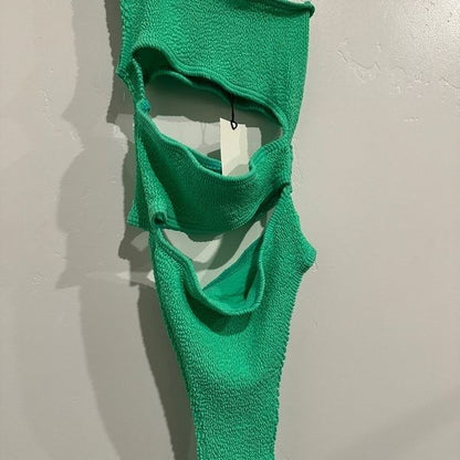 bond-eye NWT Rico One-Piece Swimsuit in Apple Eco One Size