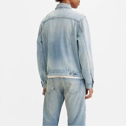 Levi's NWT Vintage Fit Relaxed Trucker Jacket With Patches Size Small