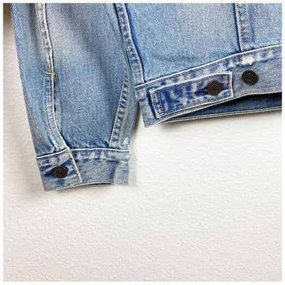 Levi's NWT Vintage Fit Relaxed Trucker Jacket With Patches Size Small