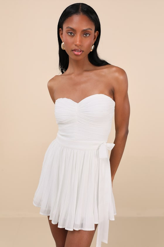 NWT Lulus Seriously Sensational White Strapless Romper - Medium