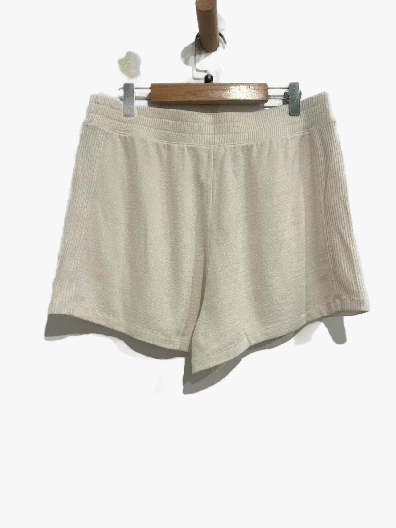 Rag & Bone Cream Knit Shorts - Medium