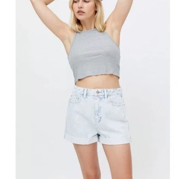 Urban Outfitters BDG High Rise Mom Denim Shorts in Faded Stripe Size 29