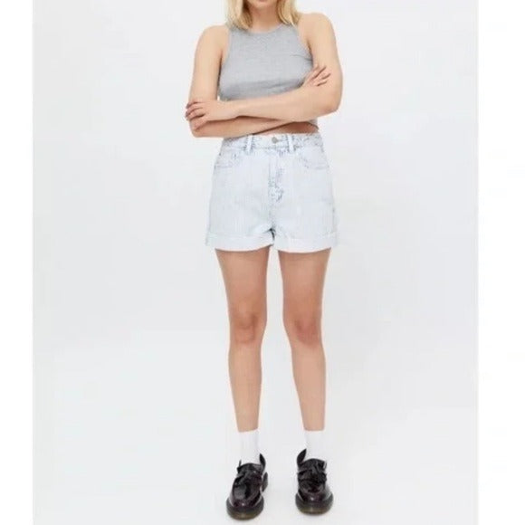 Urban Outfitters BDG High Rise Mom Denim Shorts in Faded Stripe Size 29