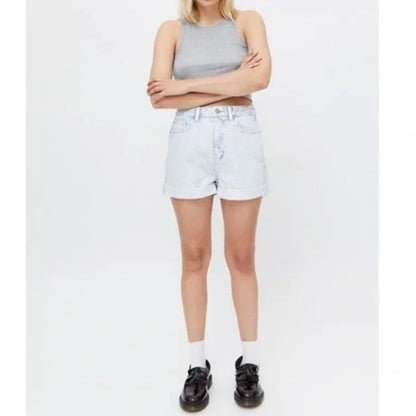 Urban Outfitters BDG High Rise Mom Denim Shorts in Faded Stripe Size 29