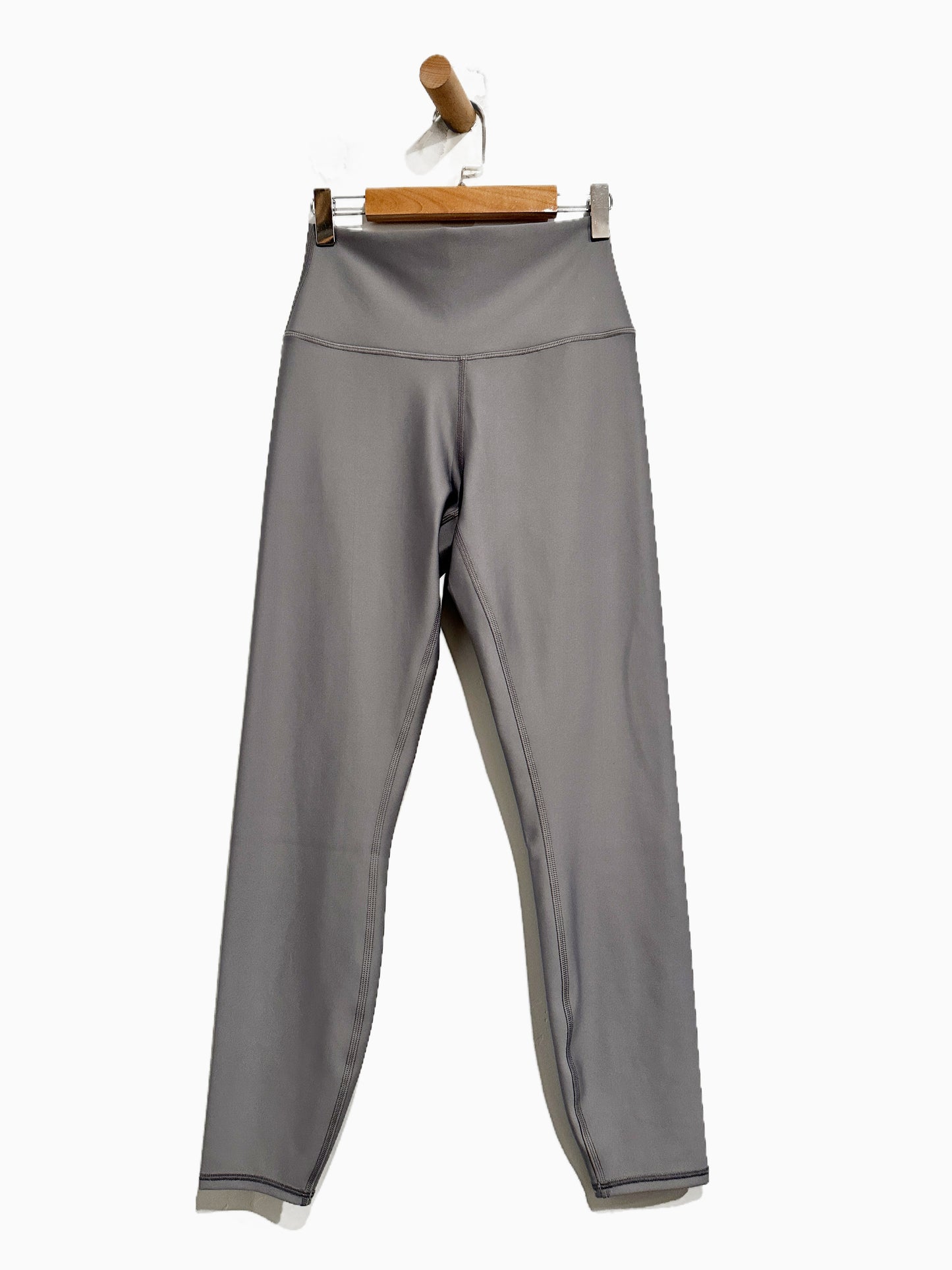 NWT Alo 7/8 High Waist Airlift Legging in Fog - Small