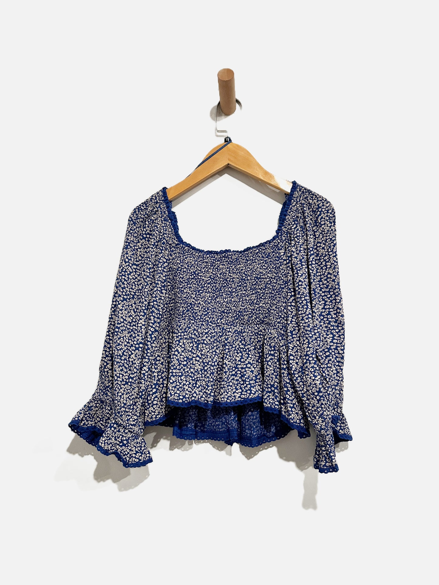 Free People Britnee Blue Floral Crop Blouse - XS