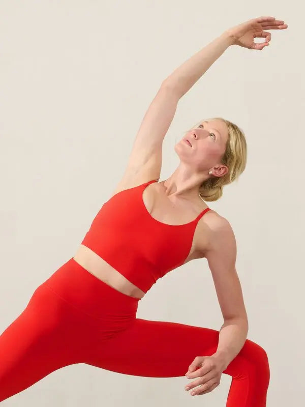 Athleta NWT Elation V-Neck Longline Bra in Cardinal - XL