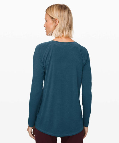 Lululemon Emerald Long Sleeve in Washed Night Diver
