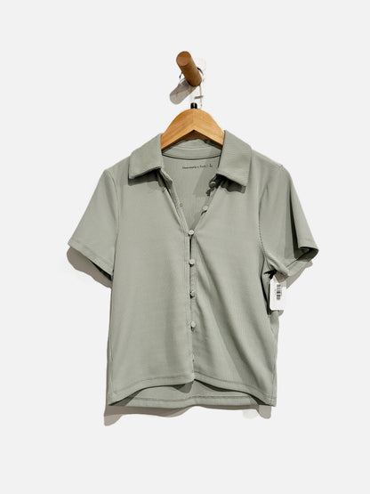 Abercrombie & Fitch Green Ribbed Button Down SS - Small
