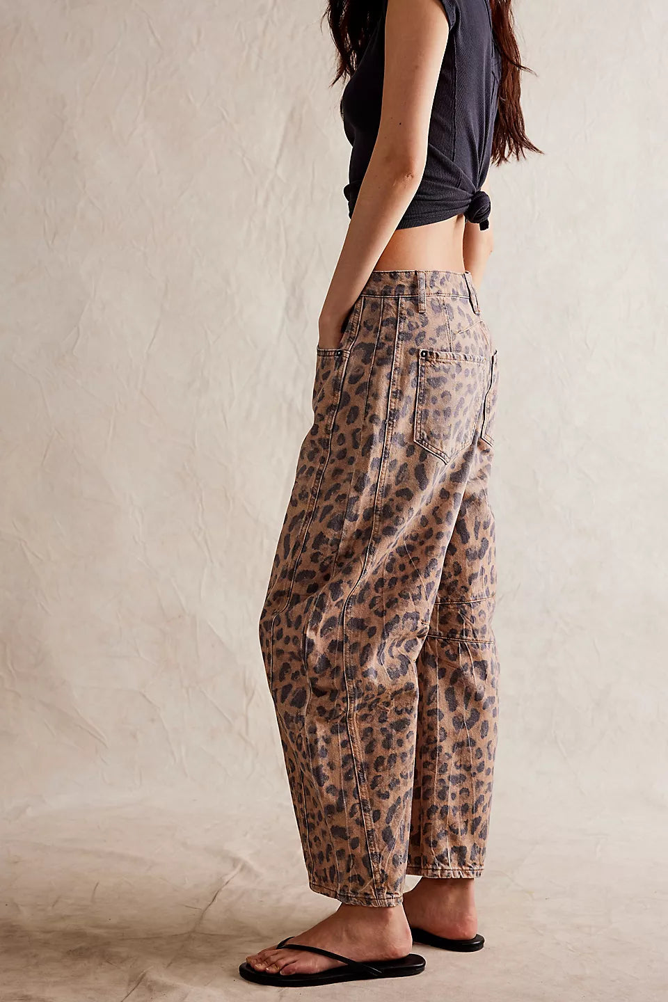 Free People Good Luck Leopard Printed Barrel Jeans - 27