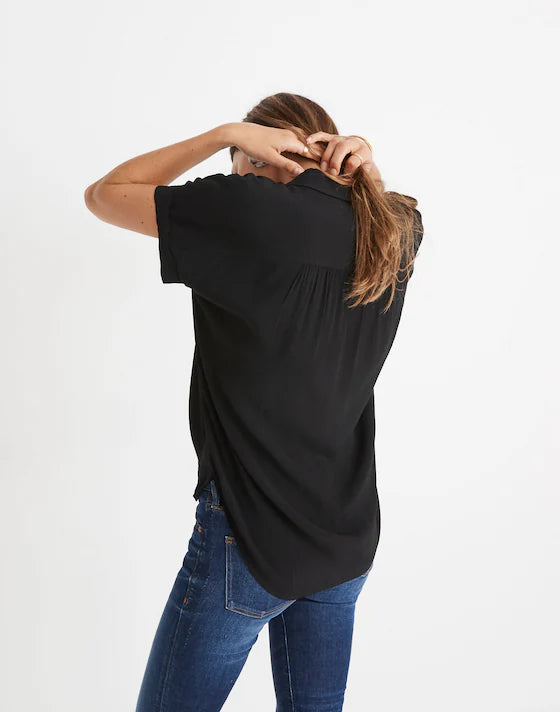 Madewell Central Drapey Shirt in True Black - Small