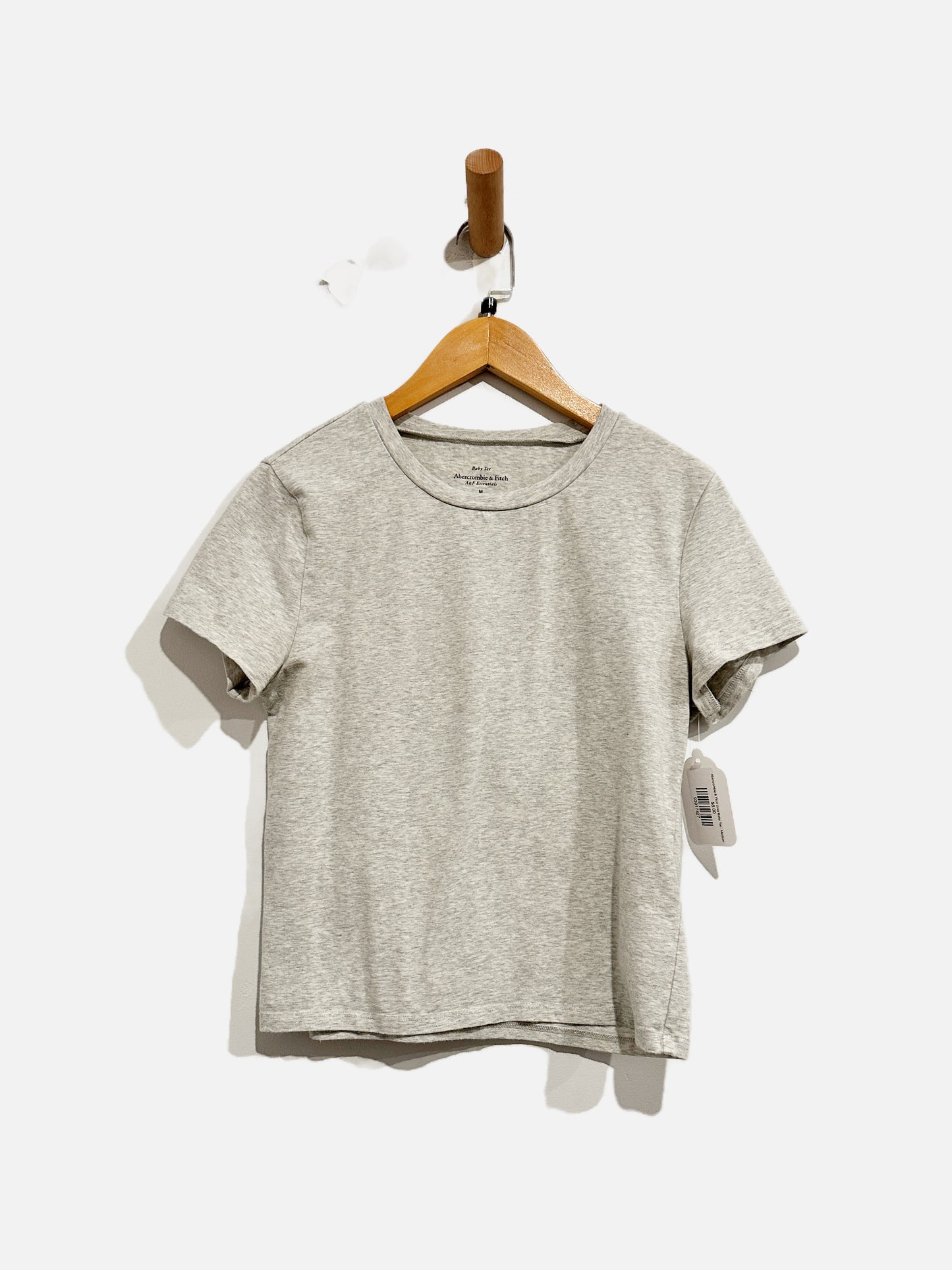 Abercrombie & Fitch Gray Baby Tee - Medium