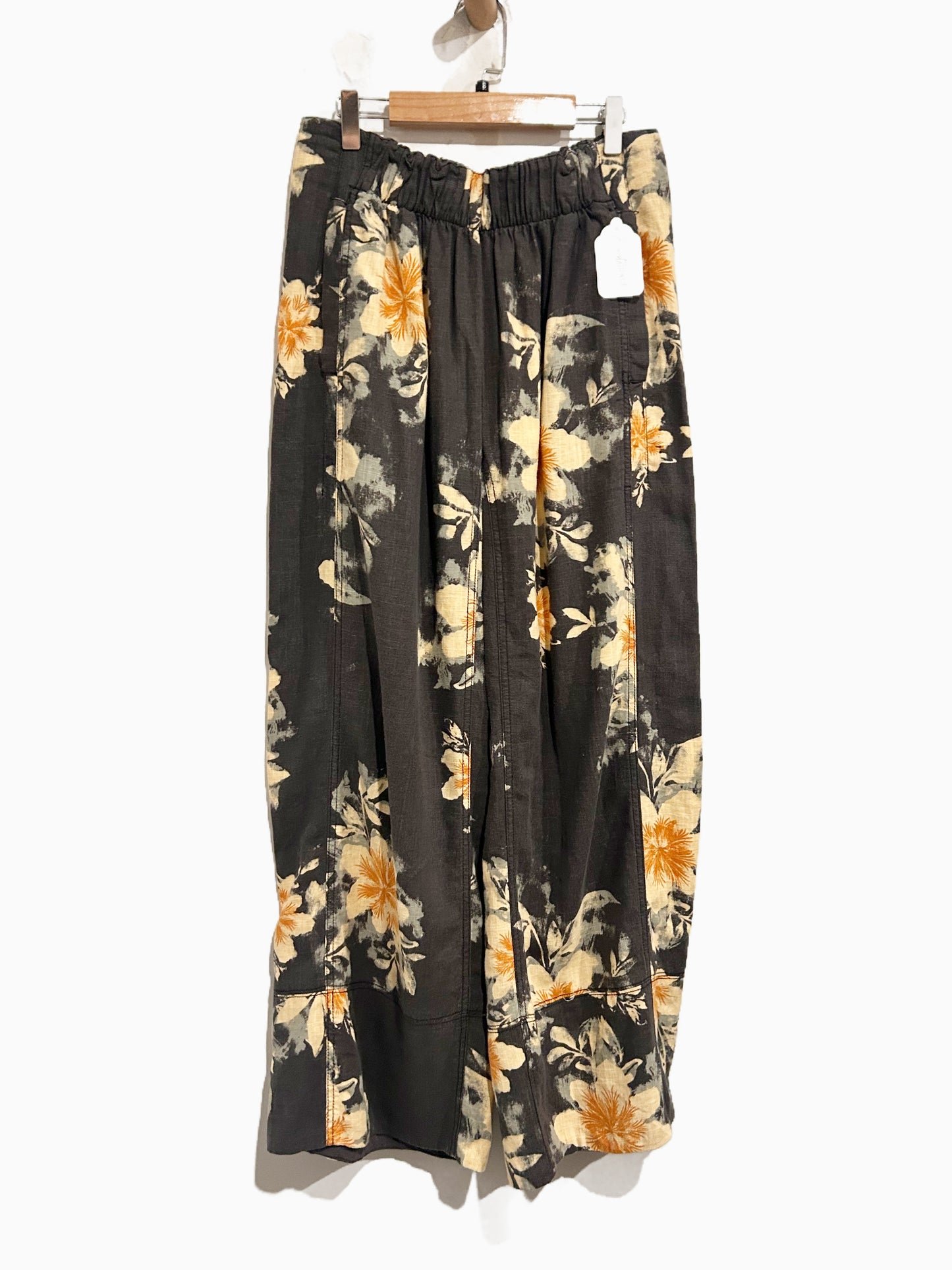 Free People Days End Printed Linen Blend Pant in Washed Black Combo - Small