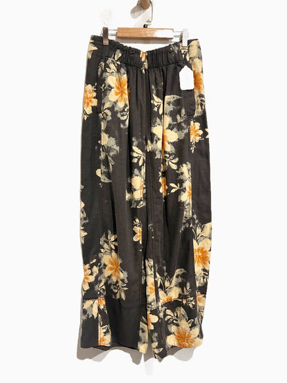 Free People Days End Printed Linen Blend Pant in Washed Black Combo - Small