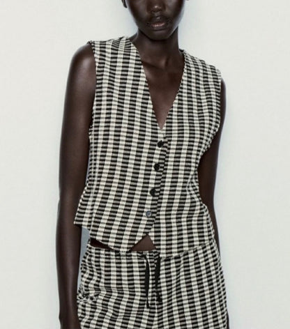 Zara Black & White Knit Vest - Small