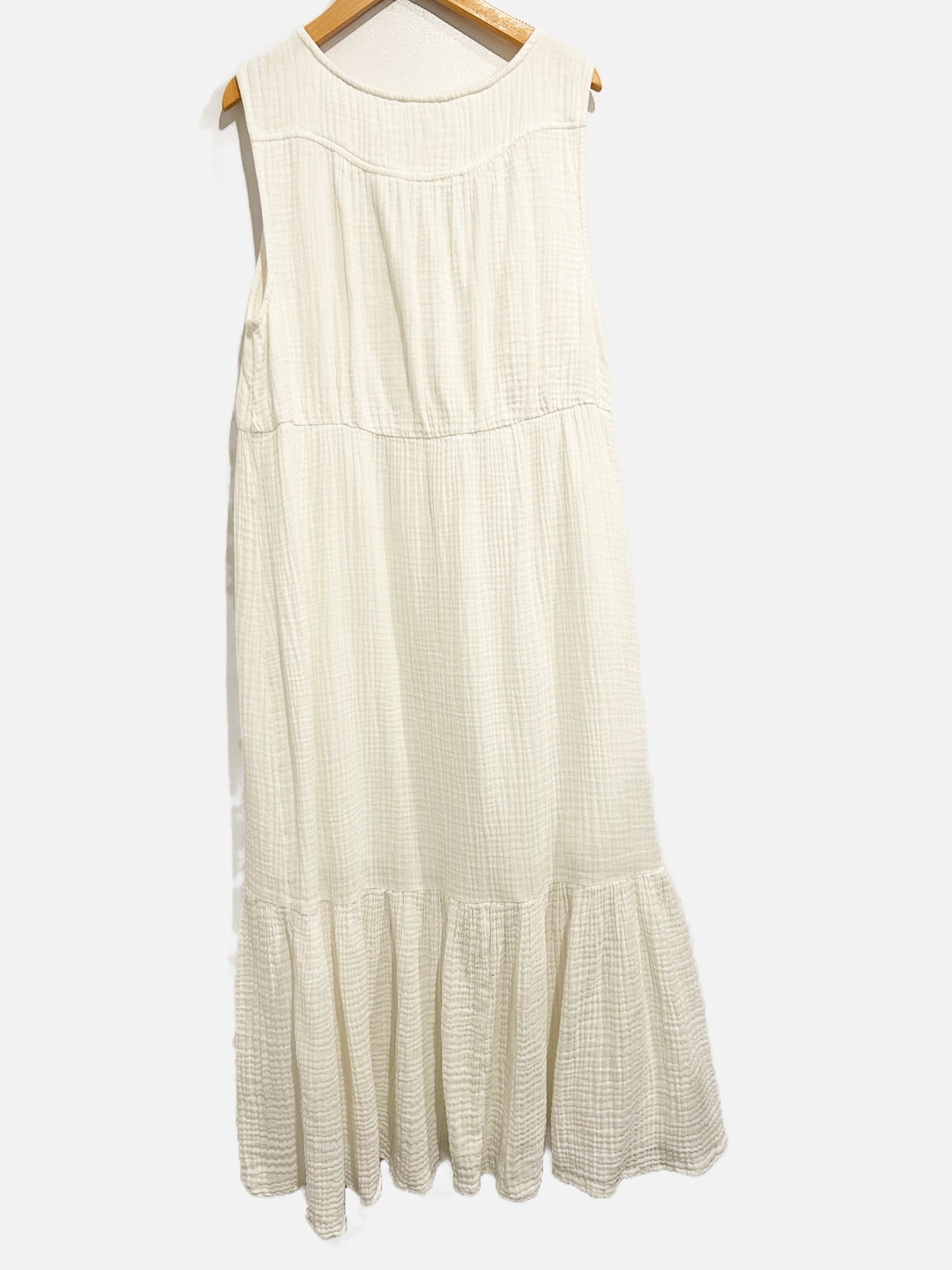 BeachLunchLounge Lexa Crinkle Maxi Dress - Large