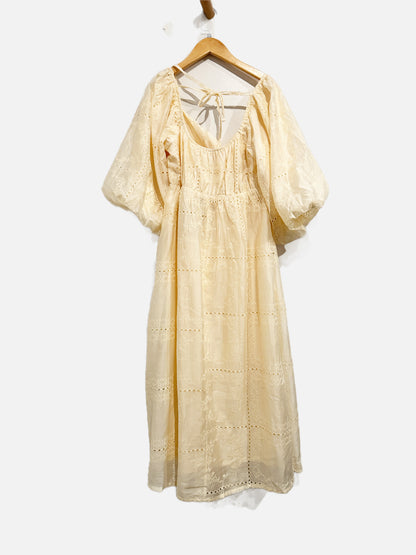 Listicle NWT Cream Lace Midi Dress - Large