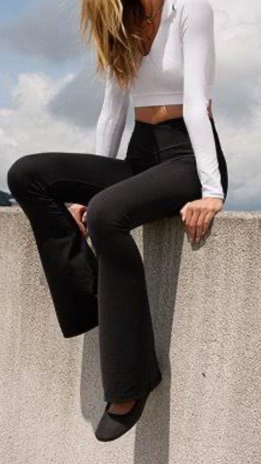 Offline Black Flare Pants - Small