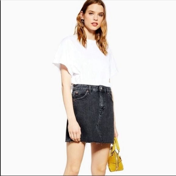 American Eagle Hi-Rise Festival Mini Skirt in Washed Black Size 8