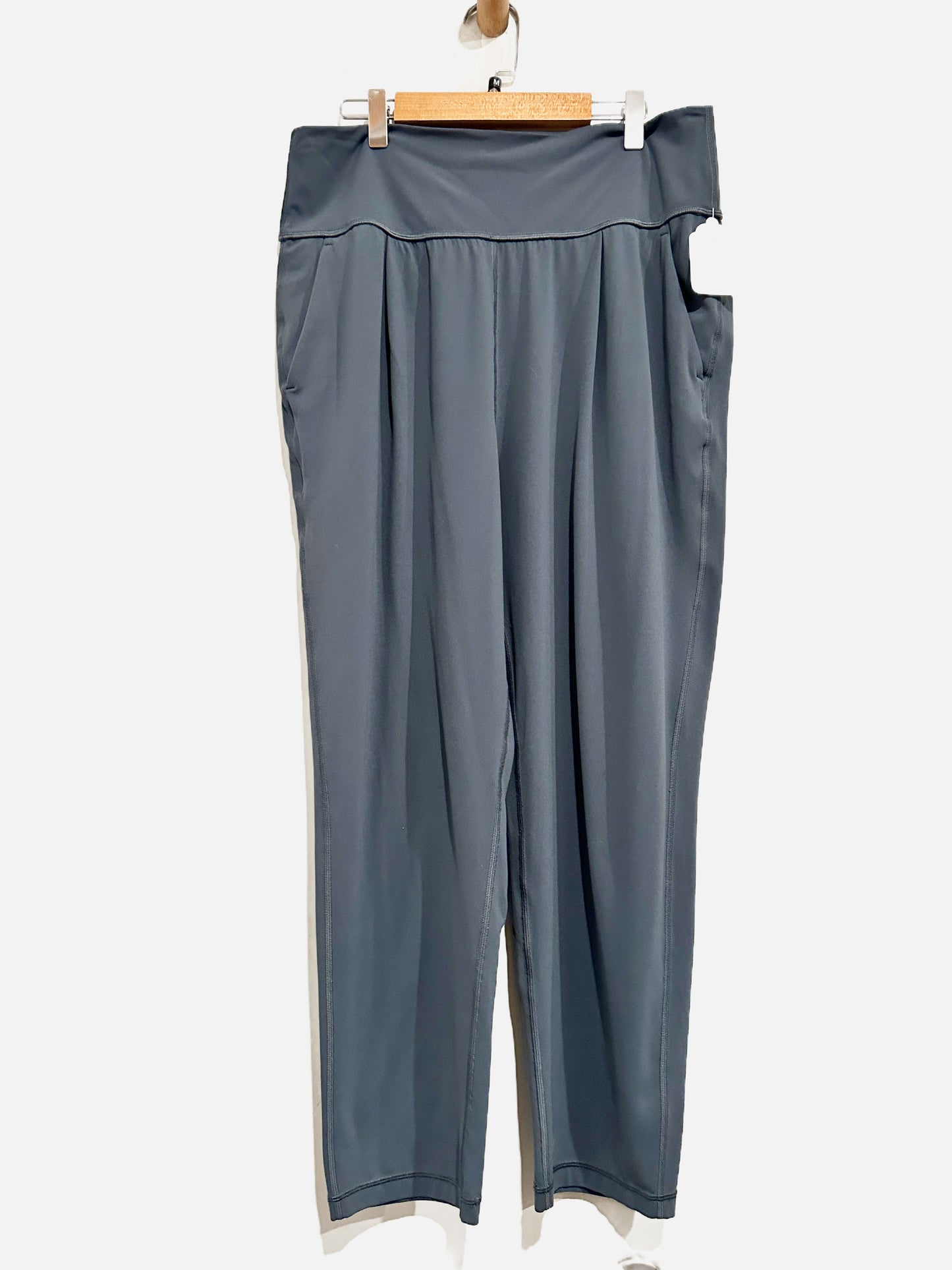 Athleta Elation Jogger Pant in Granite Blue - Medium