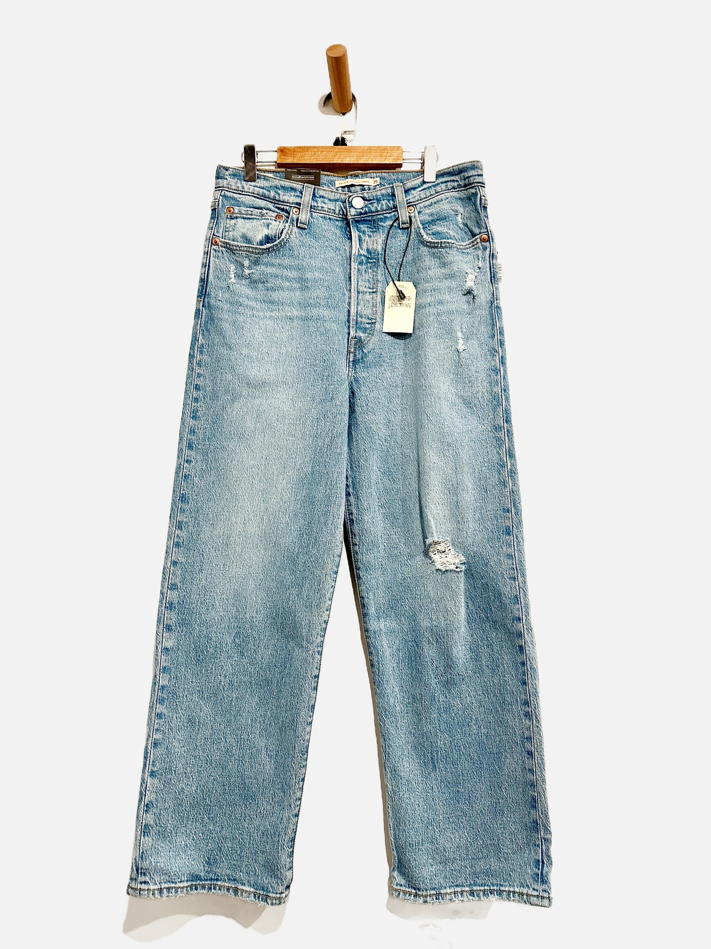 Levi's Ribcage Straight Ankle Jeans - 29