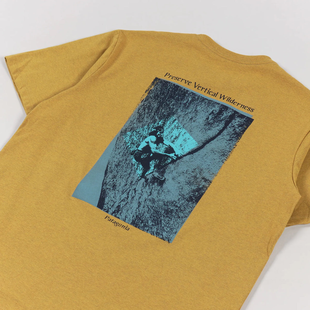 Patagonia Granite Magic Pocket ResponsibiIli-Tee in Hawk Gold - Medium