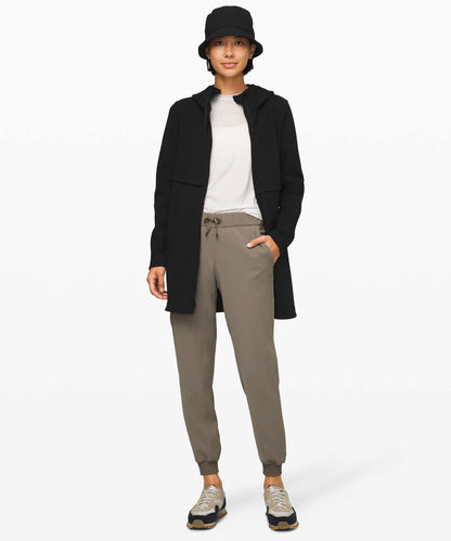Lululemon Long Horizons Hoodie in Black - Medium