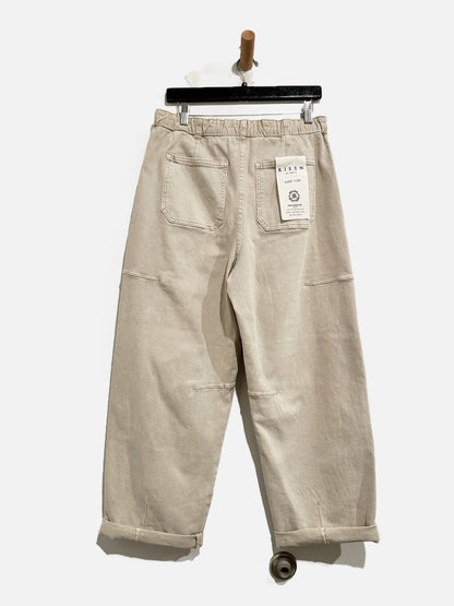 Risen Jeans NWT Taupe Barrel Jeans - 28