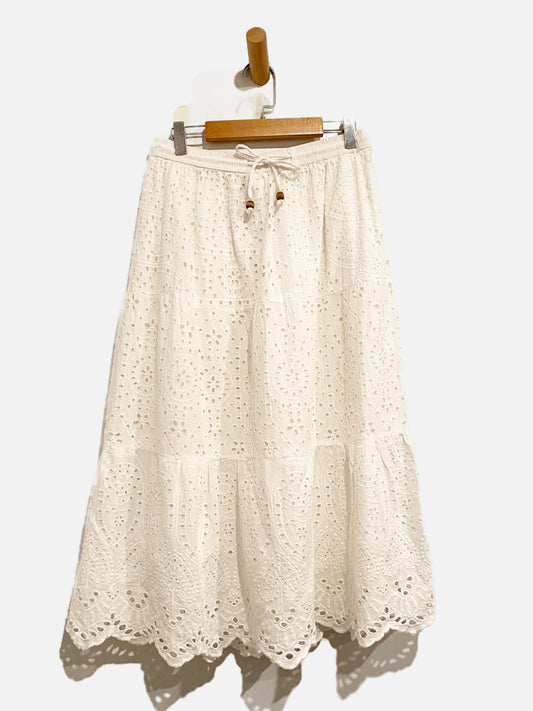 Nation AK OUTFITS Vintage White Eyelet Midi Skirt - Medium