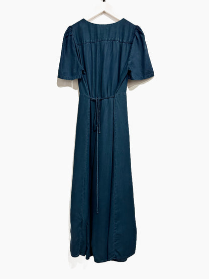 Levi’s Sarina Short Sleeve Midi Dress in Initial Take - Small