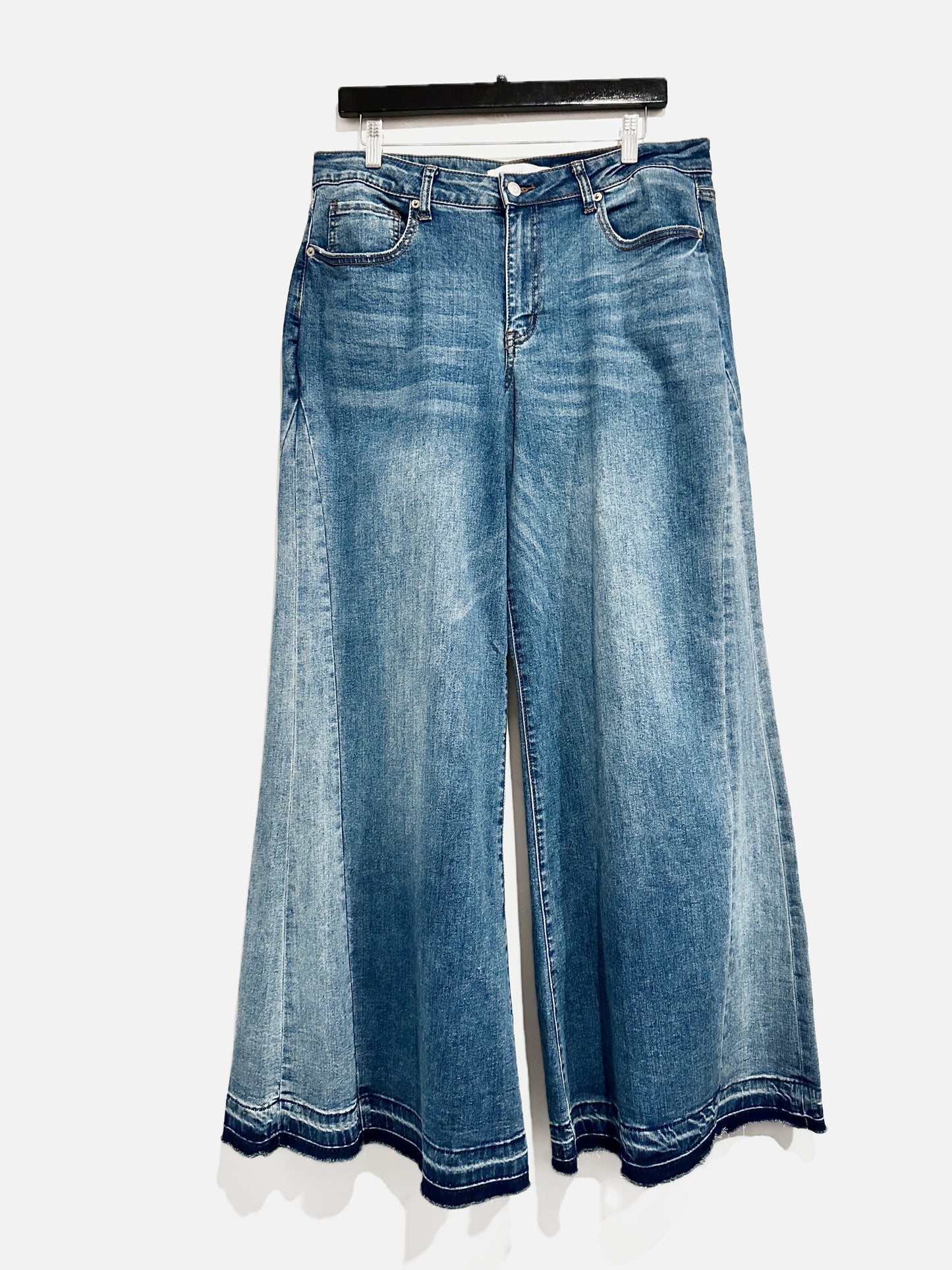 Altar’d State Wide Leg Jeans - 32