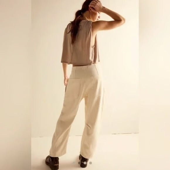 Free People Cream Osaka Mid Rise Barrel Jeans - 29