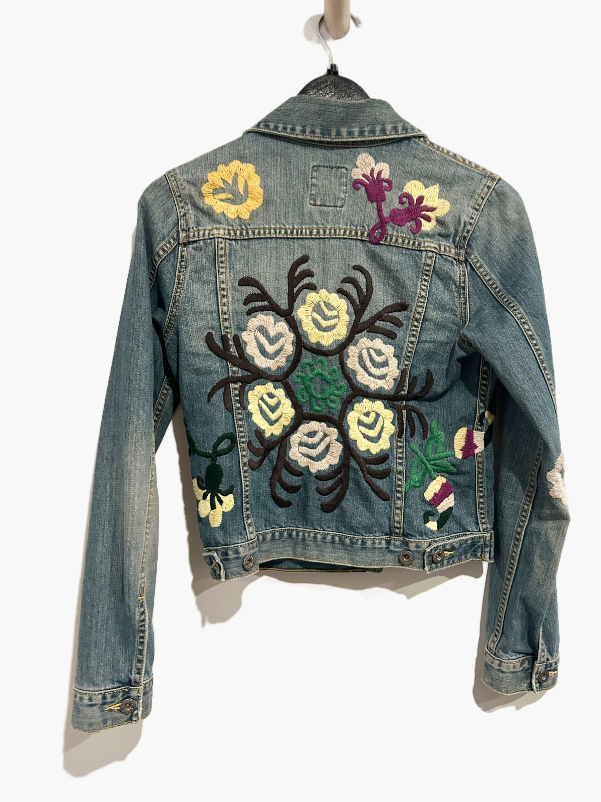 Lucky Brand Y2K Embroidered Denim Jacket - Small