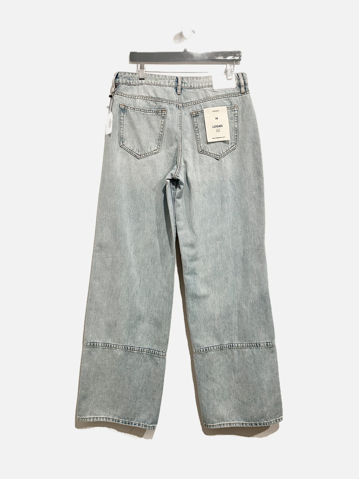 Hidden NWT Logan High Rise Relaxed Dad Jean - 28