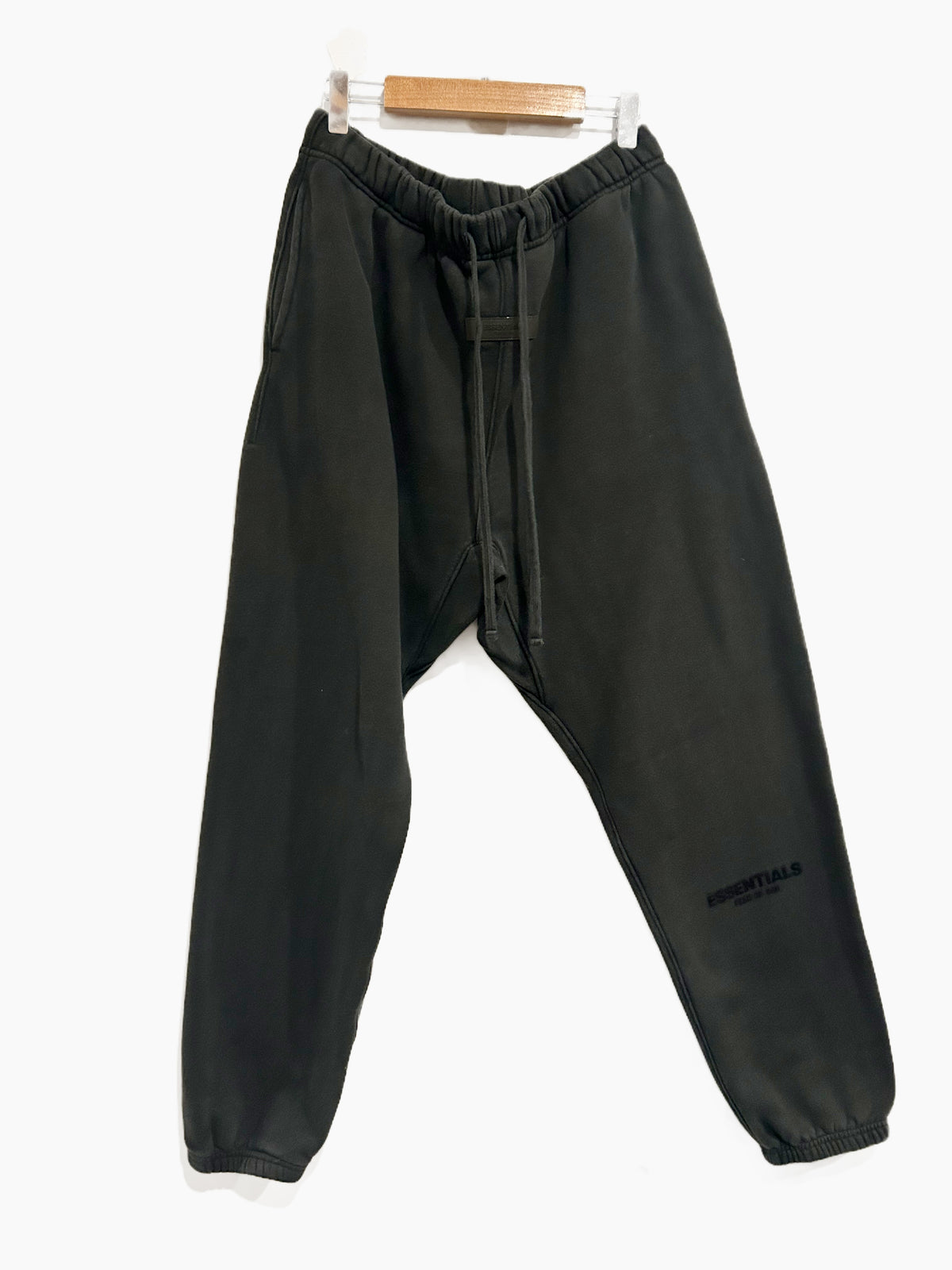 Fear of God Essentials Black Sweatpants - Medium