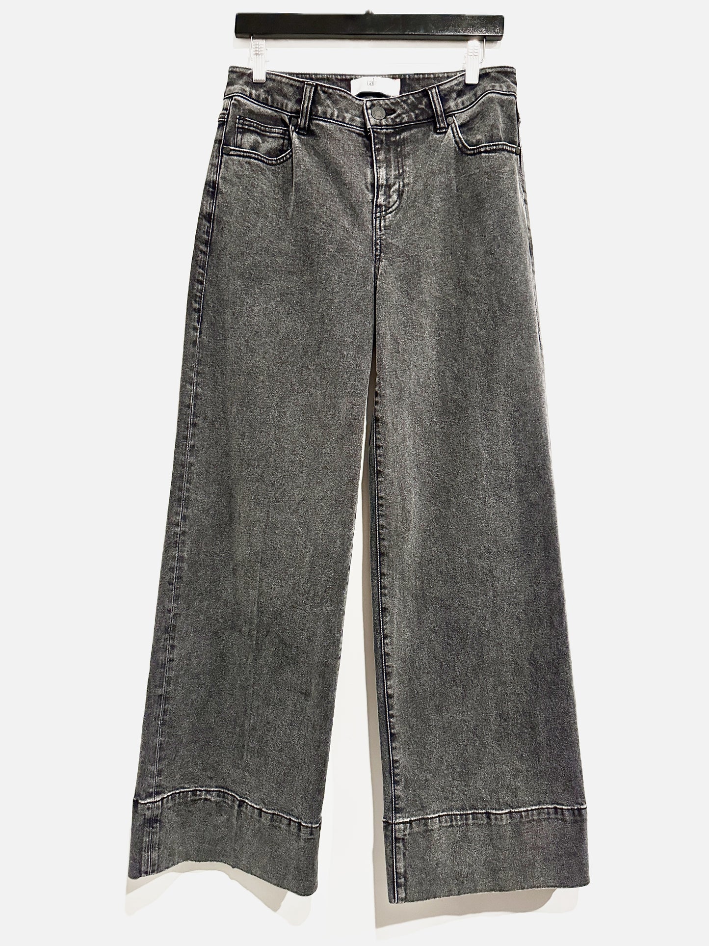 Cabi Lennox Faded Black Wide Leg Jean - 4