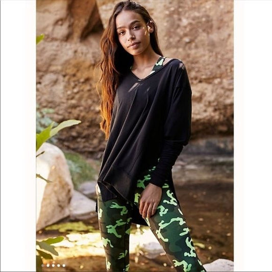 Free People Soul Circle Long Sleeve Top in Black Size XS