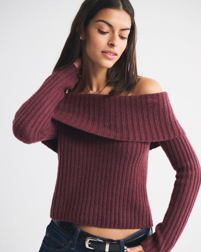 Abercrombie & Fitch Ribbed Foldover Off-The-Shoulder Sweater in Red Wine - Small