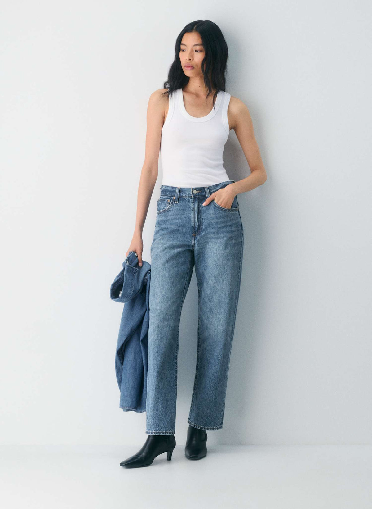 Denim Forum The '90s Marlo Hi-Rise Baggy Jean in 5 Yrs Kiss N Tell Bleu - 25