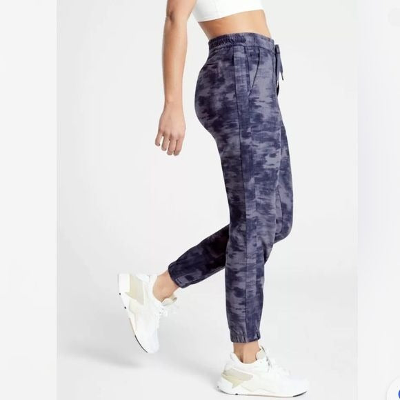 Athleta Farallonn Printed Jogger in Blue Size 4