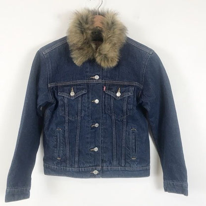 Levi’s NWT Fur Collar Ex Boyfriend Trucker Jacket Size XS