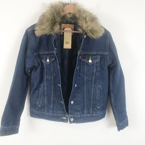 Levi’s NWT Fur Collar Ex Boyfriend Trucker Jacket Size XS