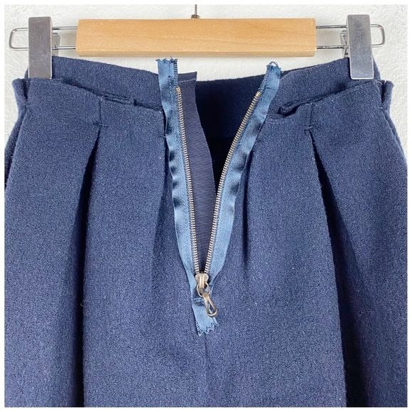 Lanvin Petite Navy Wool Blend Pleated Skirt Size 4