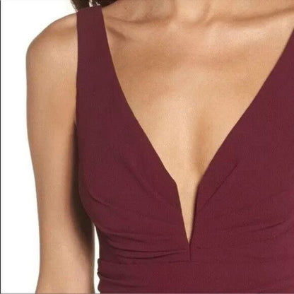 Lulus Leading Role Maxi Dress in Burgundy Size XS