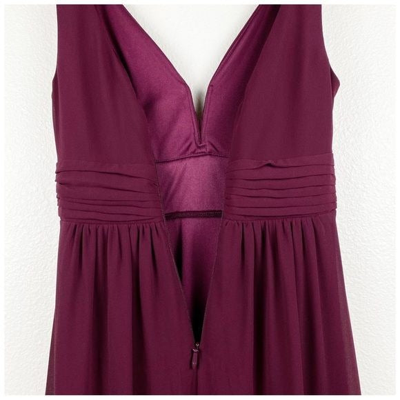 Lulus Leading Role Maxi Dress in Burgundy Size XS